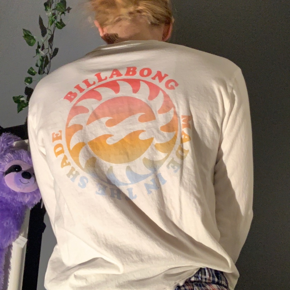 tshirt - Picture 2 of 5
